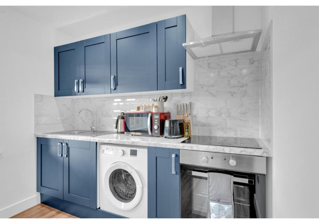 Classic 2Bd Flat In Челмсфорд Экстерьер фото